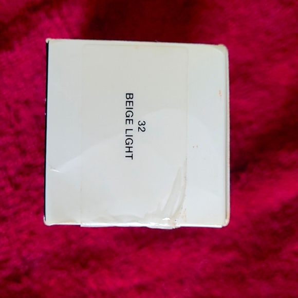 Marc Jacob's Remarcable full coverage foundation *new and sealed in box - Picture 4 of 4